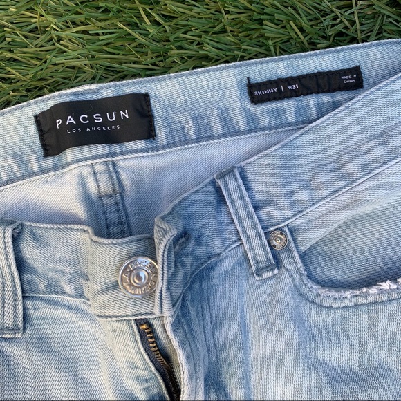 Pacsun ripped Jean shorts size 31 - Picture 2 of 4